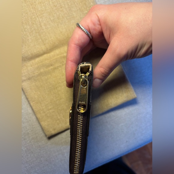 Gucci Ophidia GG Supreme Key Pouch - Picture 5 of 11